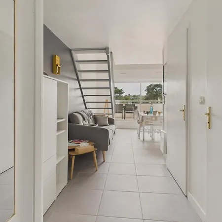 Appartamento Avec Piscine Commune Pour 4